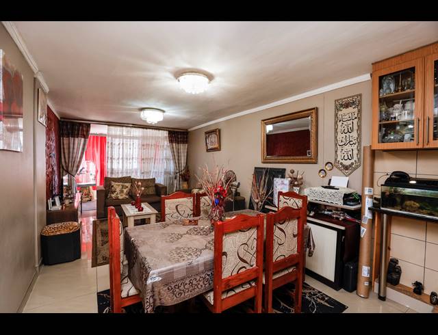 3 BEDROOM APARTMENT FOR SALE IN SOUTH BEACH